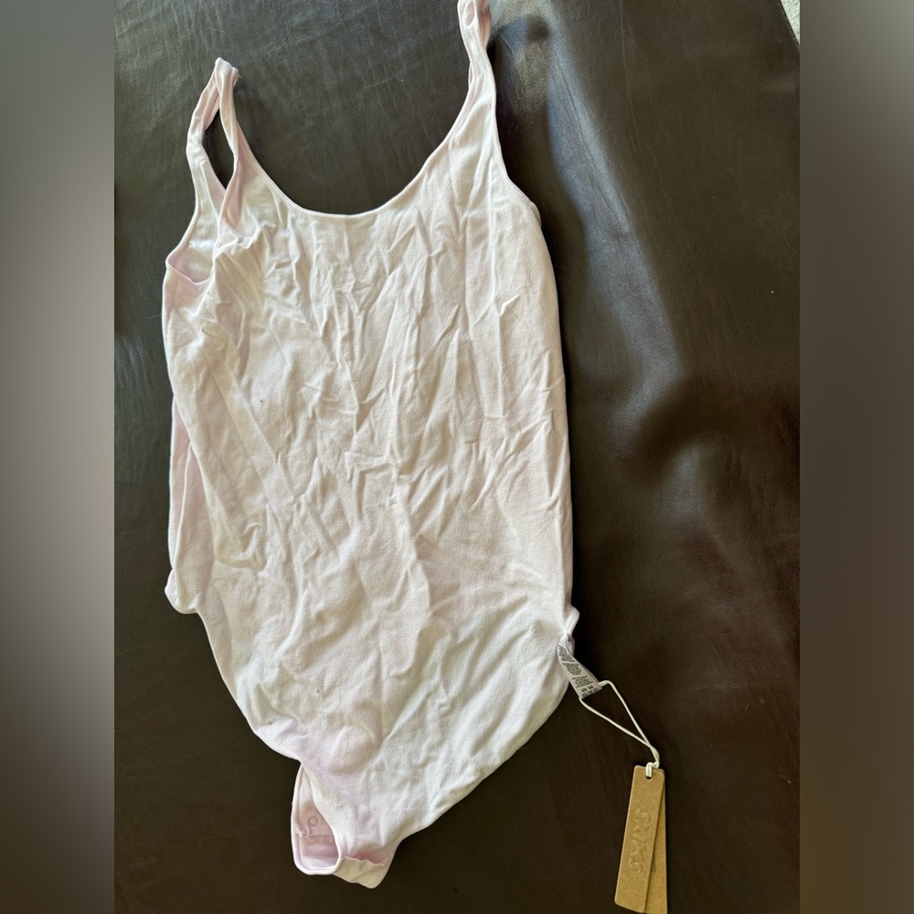 Light pink Skims scoop neck bodysuit size S/M